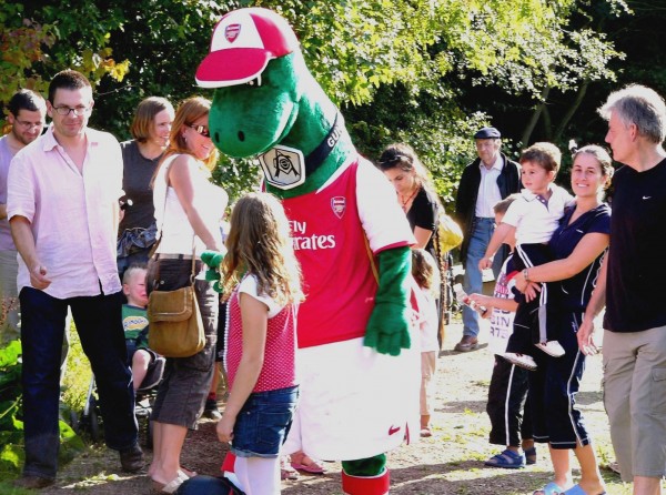 Gunnersaurus at Gillespie Festival 2006